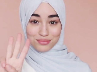 Comment of this hijabi teen