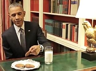 Obama masturbates to cookies not fitting in the hole