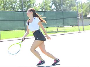 Очень Сексуальные Теннисистки Без Трусиков Играют На Теннисном Корте