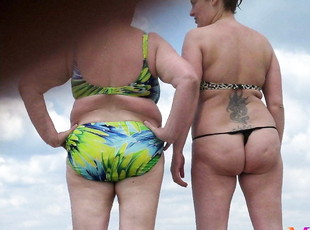 Cellulite Ass BBW in bikini (Beach candid)