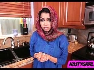 Hijab wearing muslim teen Ada creampied