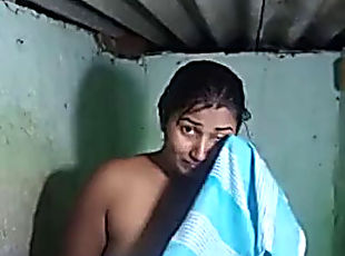 Swathi naidu bathing