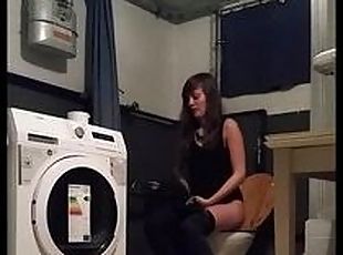 Sexy Teen Luisa Toilet Spy