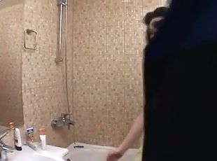 mandi-shower